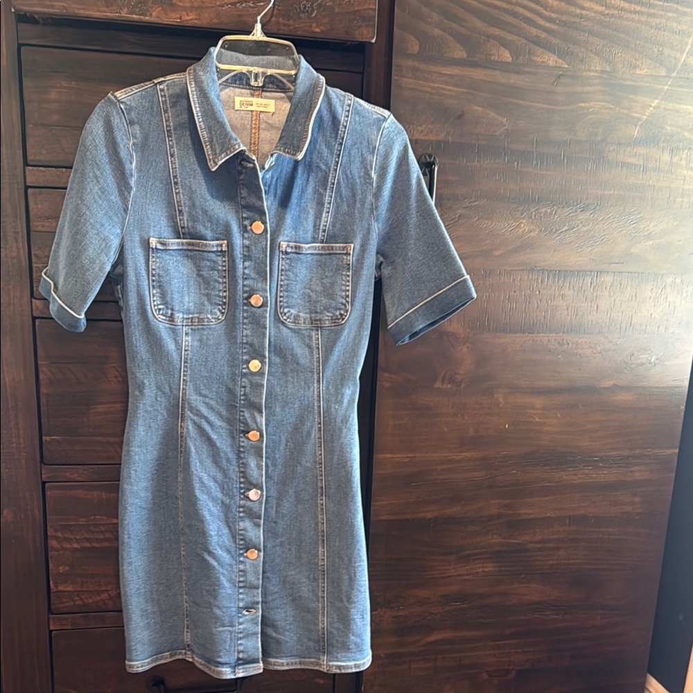 Zara Blue Mini Dress with Notched Collar and Cuffed Sleeves